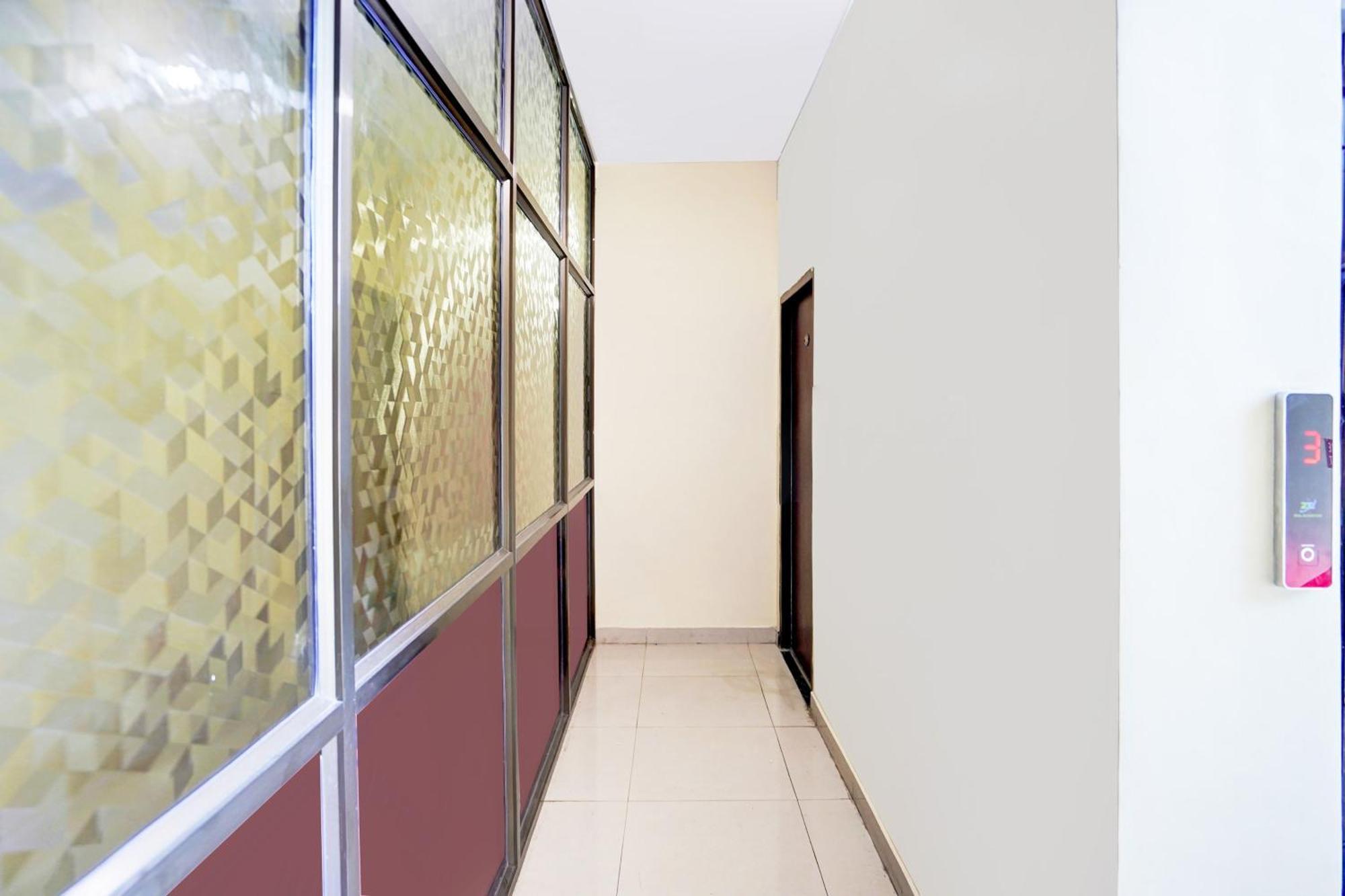 Super Hotel O Blw Kakarmatta Near Banaras Junction Varanasi Ngoại thất bức ảnh