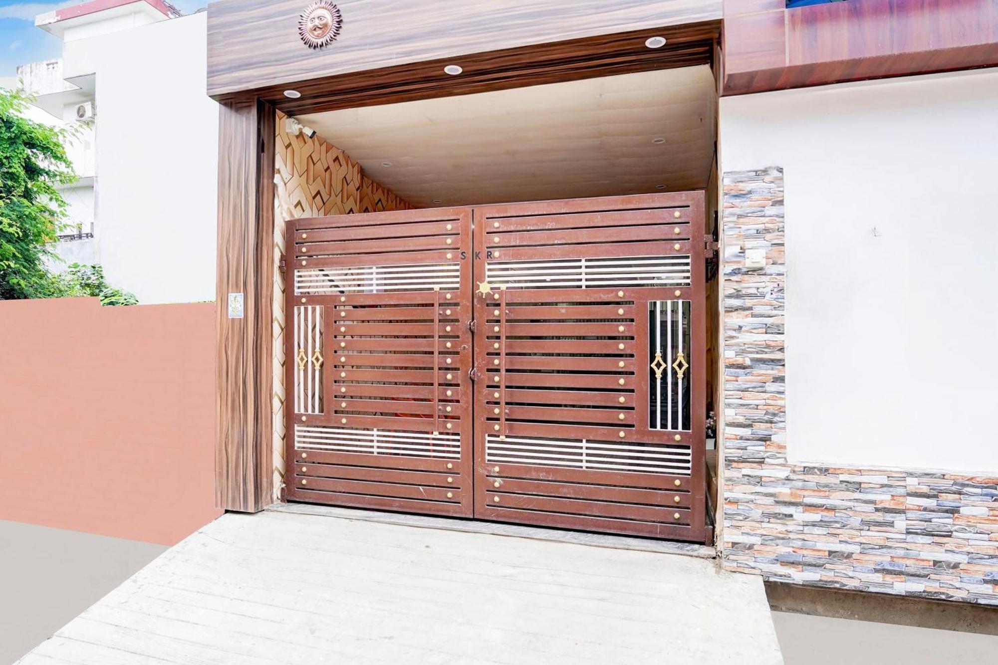 Super Hotel O Blw Kakarmatta Near Banaras Junction Varanasi Ngoại thất bức ảnh