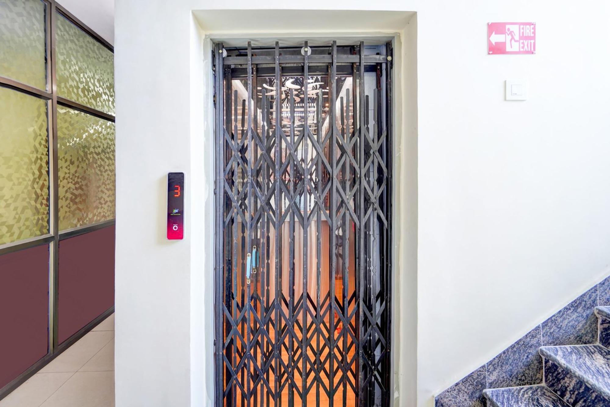 Super Hotel O Blw Kakarmatta Near Banaras Junction Varanasi Ngoại thất bức ảnh