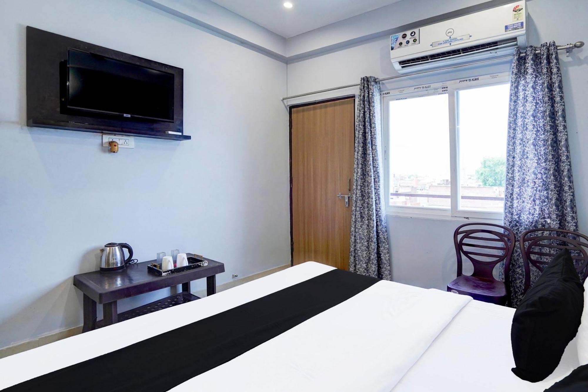 Super Hotel O Blw Kakarmatta Near Banaras Junction Varanasi Ngoại thất bức ảnh
